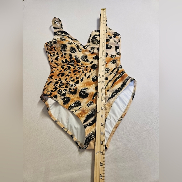 Gottex Essentials Safari V-Neck One Piece Swimsuit - Picture 6 of 12